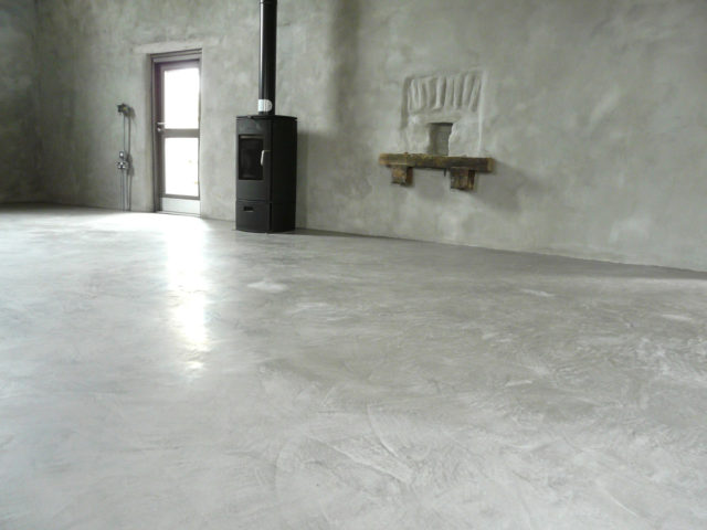 https://stuccoitaliano.com/wp-content/uploads/2024/05/pastellone_stucco_for_floors-640x480.jpg