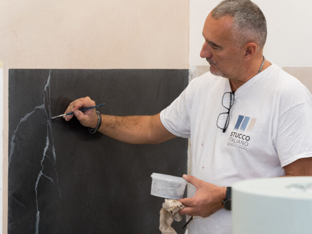 https://stuccoitaliano.com/wp-content/uploads/2024/11/Advanced-Venetian-Plaster-Course-2024-Italy-29-640x480.jpg