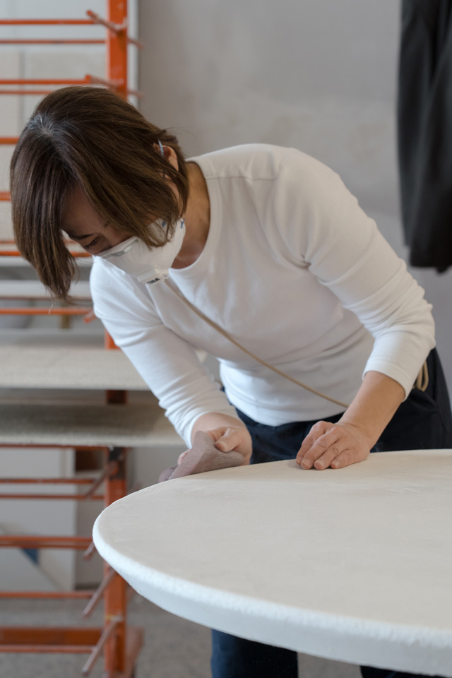 stucco-italiano-decorative-coating-furniture